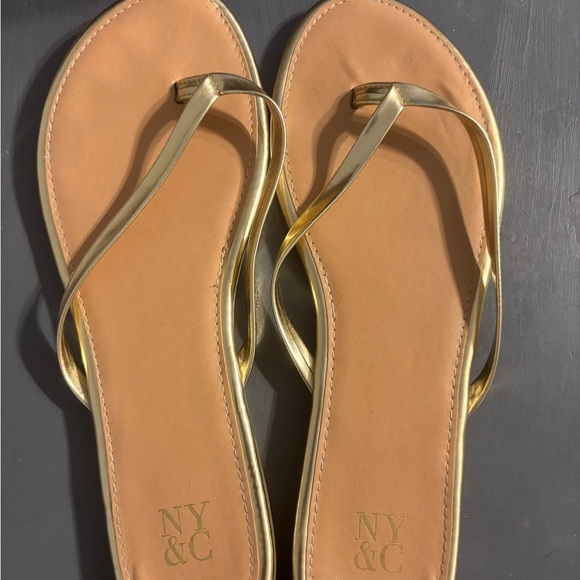 NY & Co Sandals Gold and Light Gray Size 8 Used Condition - Picture 3 of 6